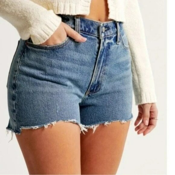 Abercrombie & Fitch Pants - Abercrombie & Fitch The Mom Short High Rise 33/16 Curve Love Med Wash Cut Offs